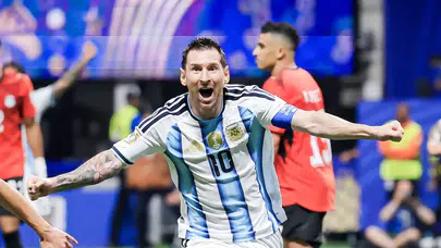 Arjantin 2-0’dan döndü, Mısır’ı 3-2 yendi: Messi ve Enzo Fernandez çeyrek finali getirdi