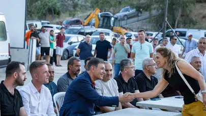 Cemil Tugay, Uzundere Cemevi'nin yeniden inşası için destek sözü verdi