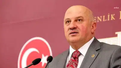 CHP'Lİ BAYRAKTUTAN EVET KAMPANYASI YÜRÜTEN BORÇKA KAYMAKAMI ERTUĞRUL ÖRNEK DERHAL GÖREVİNDEN ALINMALIDIR