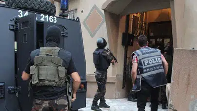 Esenyurt'ta polis operasyonu: Yakalanacağını anlayan kadın kendini balkondan attı