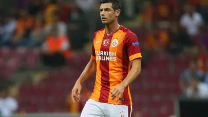 Eski Galatasaraylı Dzemaili boşanıyor, boşanma nedeni seks sırlarını anlatan kitap mı?