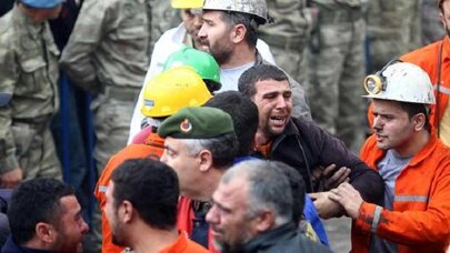 CHP'li Mahmut Tanal: Soma Katliamında ailelerin adalet beklentisi devam ediyor