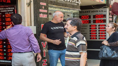 'Ayaklı Borsa'da dolar hareketliliği