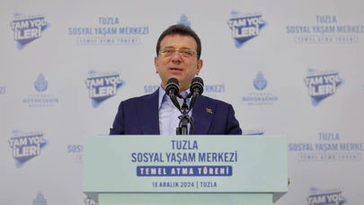 EKREM İMAMOĞLU'NDAN SURİYE GÖNDERMESİ: BİRİLERİ SANKİ BİR SAVAŞA GİRMİŞ, SAVAŞ KAZANMIŞ GİBİ DAVRANIYOR