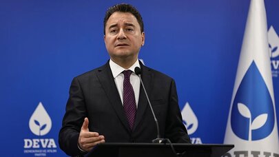 Babacan’dan Kayyum Tepkisi: “Bu Türkiye’nin En Büyük Demokrasi Ayıbıdır”