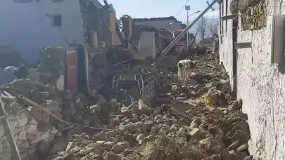 Tibet’te depremin etkileri sürüyor: Ölü sayısı 126’ya ulaştı