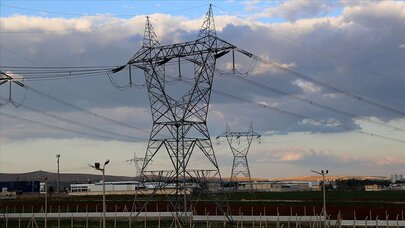 1 Şubat’tan İtibaren Elektrik Faturaları Artıyor: Hangi Haneler Etkilenecek?