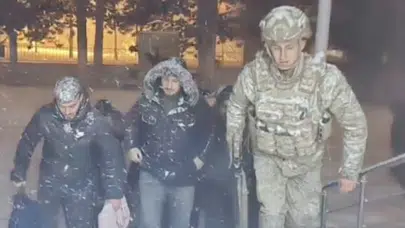 Tunceli’de Kar Esareti: Komandolar Öğrencileri Kurtardı