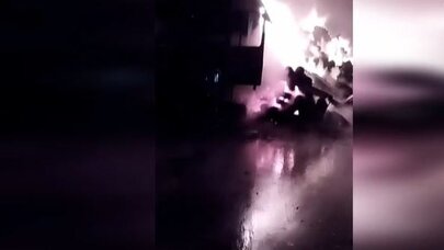 Arhavi’de Tır Yangını: 5 Kişi Hastaneye Kaldırıldı