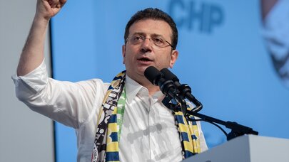 Ekrem İmamoğlu: Dimdik ayaktayım, asla eğilmeyeceğim