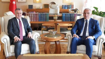 Ersoy ve Bak’tan Gençler İçin Kültür-Spor İş Birliği Vurgusu
