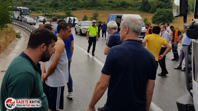 TIR kaza yaptı, Bursa - İstanbul karayolu trafiğe kapandı