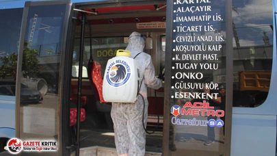 Kartal Belediyesi’nden Minibüslere Dezenfekte Hizmeti