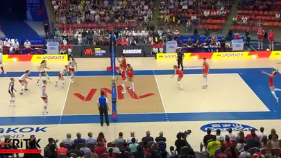 Türkiye A Milli Kadın Voleybol Takımı, Polanya'ya 3-2 yenildi