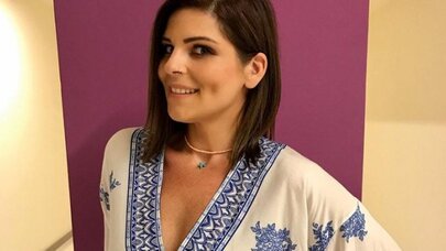 Pelin Öztekin tatil sezonunu açtı, yeni görüntüsüyle 'bu kadar olmaz' dedirtti