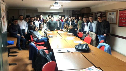 CHP Bornova Gençliği Startı Verdi