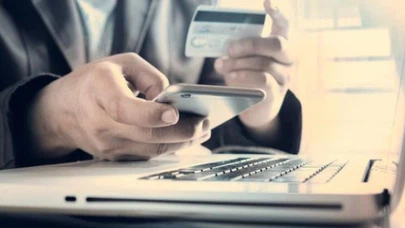 Kredi kartı borcunu ödemeyen vatandaşı tehdit ettiği iddia edilen avukatlık bürosu çalışanına 7 yıl hapis istemi