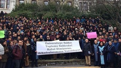 Akademisyenlere polis saldırısına Boğaziçi Üniversitesi'nden tepki