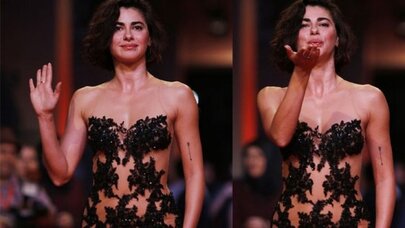 Antalya Film Festivaline Transparan Elbisesi Damga Vurdu