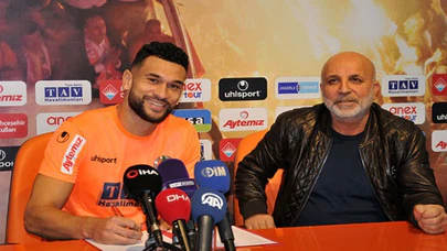 Aytemiz Alanyaspor, Steven Caulker ile sözleşme imzaladı