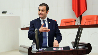 CHP'li Ahmet Akın'dan Hükümete Dış Politika Dersi