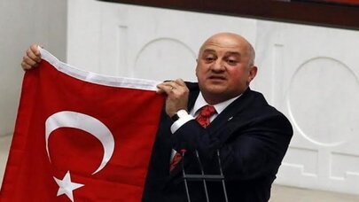 CHP'li Bayraktutan Dolar kampanyasına Hükümetin'de katılıp katılmayacağını sordu