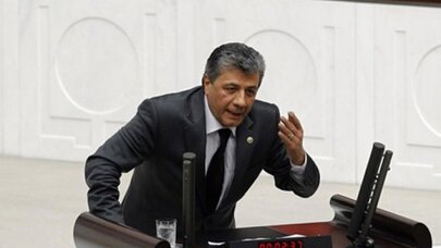 CHP'Lİ VEKİLLER  MUSTAFA BALBAY İÇİN ETTEN DUVAR ÖRDÜLER