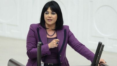 CHP'Lİ YÜCEER:DARBEYE HAYIR, HUKUKSUZLUKLARA DA HAYIR