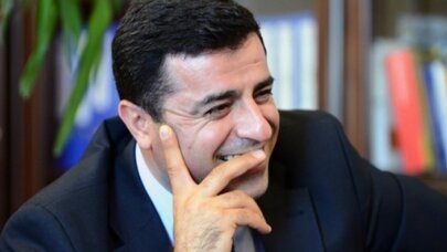 Demirtaş'tan cezaevi kullanma kılavuzu: Buradaki hırsızlar küçük