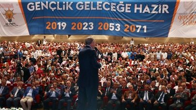 'AK Partili siyasiler, 'Yönetemiyoruz artık, sonumuz hayrolsun' diyor'