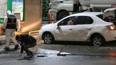 İstanbul'da gece 02.00'de korkunç saldırı... Otomobilin içine bırakıp kaçtı