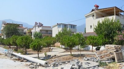 KUŞADASI BELEDİYESİ'NDEN GÜZELÇAMLI'YA ERDAL EREN PARKI