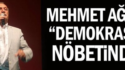 Mehmet Ağar 'demokrasi' nöbetinde