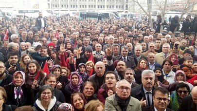 Meral Akşener: Niğde Valisi'ni Hollanda mı tayin etti?