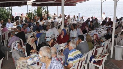 MHP'den istifa edenler Akşener için buluştu