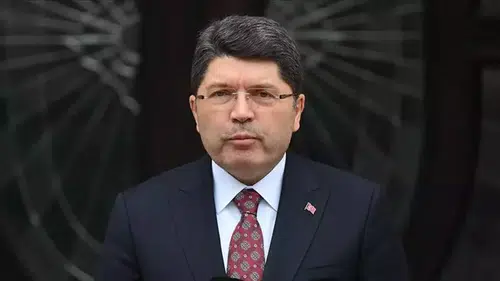 Adalet Bakanı: Dilovası parfüm deposundaki yangınla ilgili 3 şüpheli gözaltına alındı