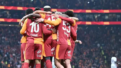 Galatasaray, Samsunspor'u 3-2 yenerek liderliğini sürdürdü!
