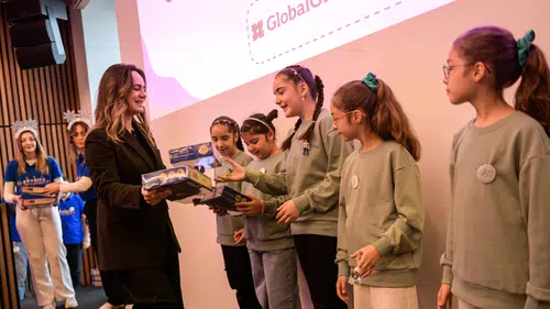 Geleceğin mühendisleri için İzmir'de "Kız Çocukları için Mühendislik" programı büyük başarıyla tamamlandı