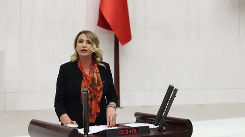 CHP Hatay Milletvekili Nermin Yıldırım Kara: Darphane para basıyor, Cumhurbaşkanlığı harcıyor