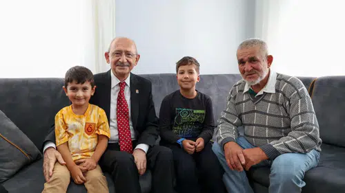 Kılıçdaroğlu, Bolu'da Özvarlı ailesini ziyaret etti