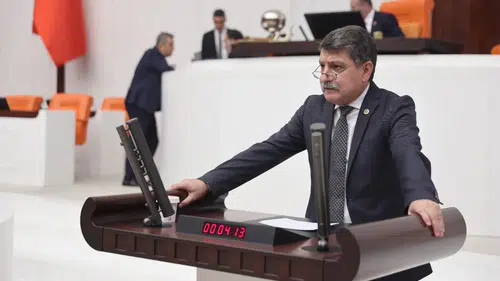 Öğretmenlerin sorunlarına dikkat çeken Kanko: "Somut çözüm istiyoruz, eğitimde adalet sağlanmalı"