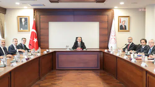 Finansal İstikrar Komitesi: Borsa İstanbul'da Yapısal Risk Yok, Tedbirler Alınıyor