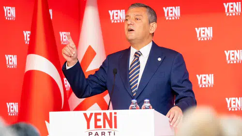 Özgür Özel'den Cumhurbaşkanı Erdoğan'a: Fon krizinin sorumluları, asrın soygununu yapanlardır!