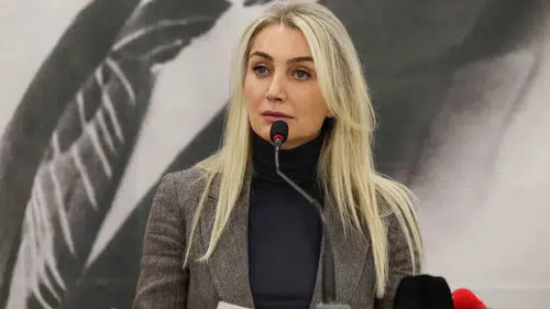 Dilek İmamoğlu: "Asılsız davalarla adaletin önünü kesemezsiniz"