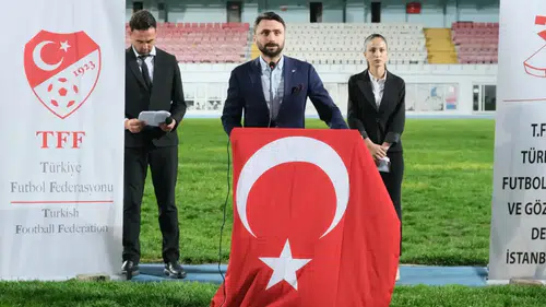 Emre Kosif kimdir? Kaç yaşında, nereli ve neden gündemde?