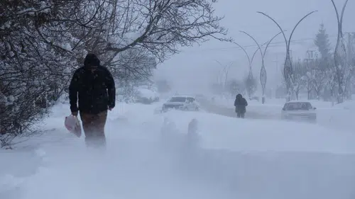Meteoroloji uyardı: Güneydoğu'da kuvvetli yağış, rüzgar ve çığ tehlikesine dikkat!