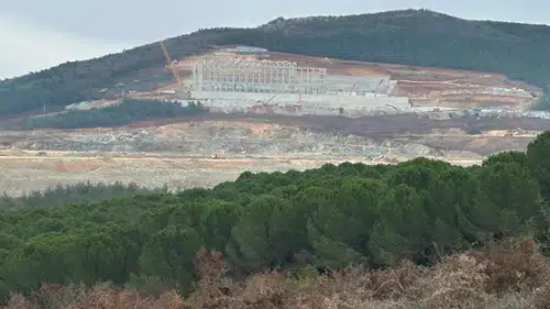 Kazdağları Ekoloji Platformu, Cengiz Holding'in madeni için iptal edilen izinlerin yeniden düzenlenmesini protesto etti