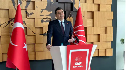 CHP Sözcüsü Zeynel Emre’den “Aziz İhsan Aktaş Davası” tepkisi: “Kantarın topuzu kaçtı, dava seçmecedir”