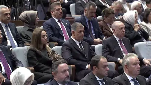 Cemil Tugay AK Parti Genel Merkezi’ne geldi: “İzmir’i güzel şeyler bekliyor”