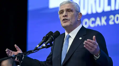 İYİ Parti Genel Başkanı Müsavat Dervişoğlu'ndan fon krizine sert eleştiriler